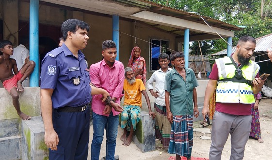 সলঙ্গায় ভুয়া ডিবি পরিচয়ে আটক ১