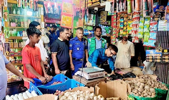 চকরিয়ায় মুদির দোকান ও হাসপাতালকে ৫০ হাজার টাকা জরিমানা