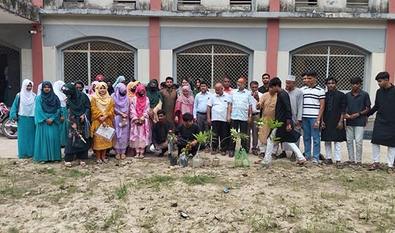 অভয়নগরে এইচএসসি পরীক্ষার্থীদের বিদায় অনুষ্ঠান ও বৃক্ষরোপণ কর্মসূচি