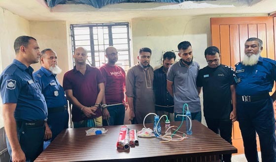 ফায়ার সার্ভিসের সদস্যসহ ৬ জন ইয়াবাসহ গ্রেফতার