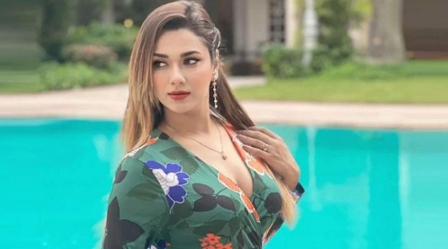 গুঞ্জন নিয়ে ক্ষুব্ধ ববি