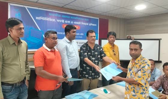 সাতক্ষীরায় সাংবাদিকদের প্রশিক্ষণে গুজব ও অপপ্রচার রুখে দেওয়ার প্রত্যয়