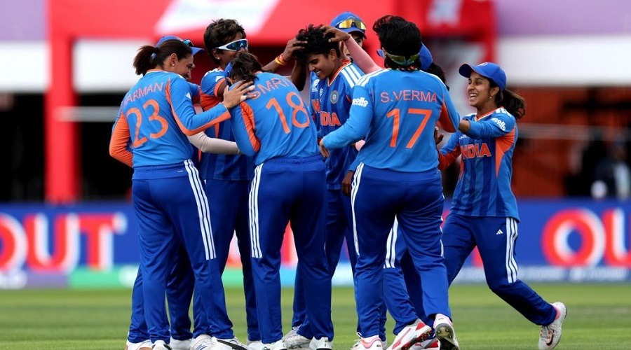নারীদের খেলার জন্য বদলে গেল পুরুষ দলের খেলার সূচি