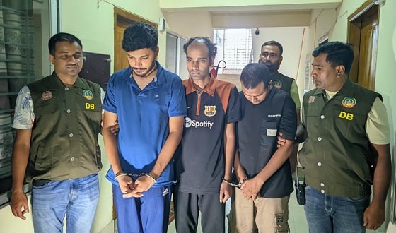 রংপুরে ভিসা জালিয়াতি চক্রের ৩ সদস্য আটক, জাল পাসপোর্ট উদ্ধার