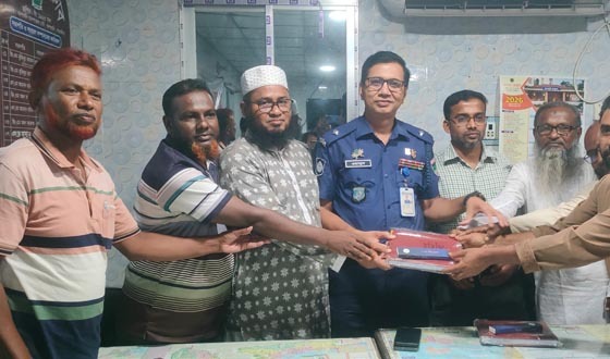 আশাশুনি প্রেসক্লাবে বিদায়ী ২ কর্মকর্তাদর বিদায়ী মতবিনিময়