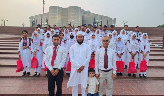 জাতীয় সংসদ ভবন পরিদর্শনে কাপাসিয়ার ৮০ শিক্ষার্থী