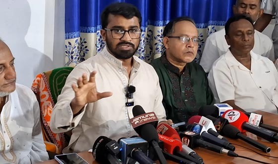 দেশের স্বার্থে কেউ দালালি করবেন না: রাশেদ খান
