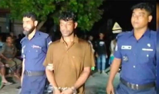 দৌলতপুরে মাদকসহ যুবককে আটক করে পুলিশের হাতে সোপর্দ
