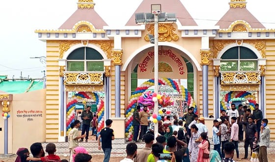 কুড়িগ্রামে মাসব্যাপী শিল্প ও বাণিজ্য মেলার উদ্বোধন