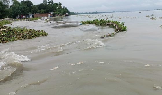কুড়িগ্রামের দুধকুমার নদের পানি বিপদ সীমার ২৩ সেন্টিমিটার উপর
