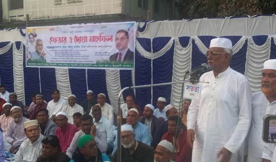 নির্বাচনের প্রতিশ্রুতি বেচে থাকলে বাস্তবায়ন করব : চাঁদ