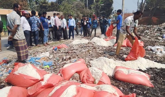 নীলফামারীতে মুড়ির মিলে অভিযান জরিমানা আদায়