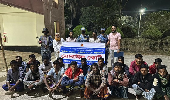 মেঘনায় নিষেধাজ্ঞা অমান্য করে জাটকা নিধন, ১৭ জেলে আটক