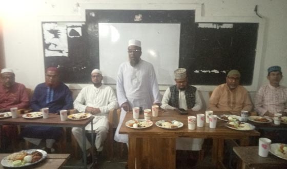 দিঘলিয়ায় জামায়াতে ইসলামীর ইফতার মাহফিল