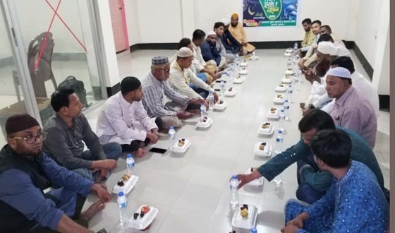 ফুলবাড়ীতে বাপুসের উদ্যোগে ইফতার ও দোয়া মাহফিল