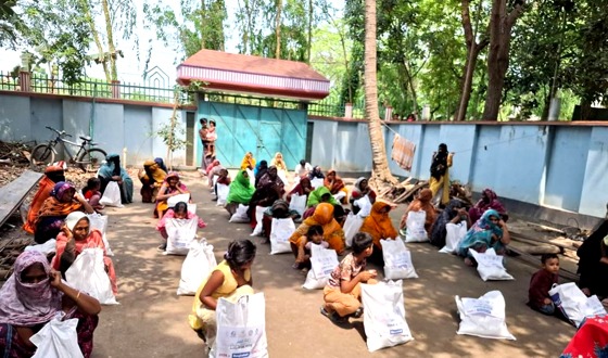 বাজিতপুরে জামায়াতের গরীব পরিবারকে ঈদ সামগ্রী বিতরণ