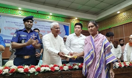 কে কাকে ভোট দিয়েছে সেটা বিবেচ্য বিষয় নয়: সমাজকল্যাণ মন্ত্র্যী