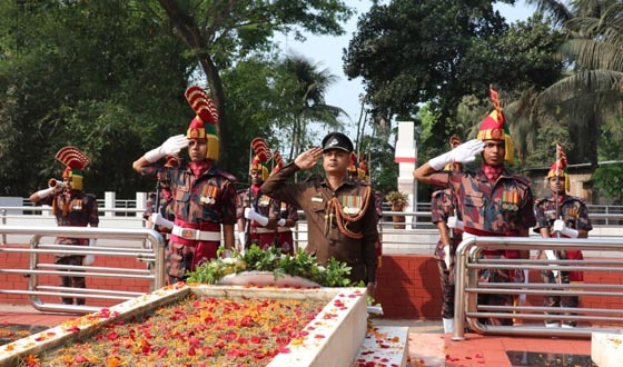 বীরশ্রেষ্ঠ নূর মোহাম্মদের সমাধিতে বিজিবির গার্ড অব অনার প্রদান