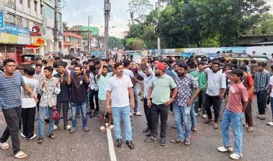 বরিশালে ছাত্রদলের পদবঞ্চিত নেতা-কর্মীদের বিক্ষোভ