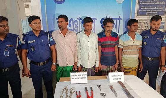 ভূঞাপুরে ডাকাতির প্রস্তুতিকালে ৪ ডাকাত গ্রেফতার