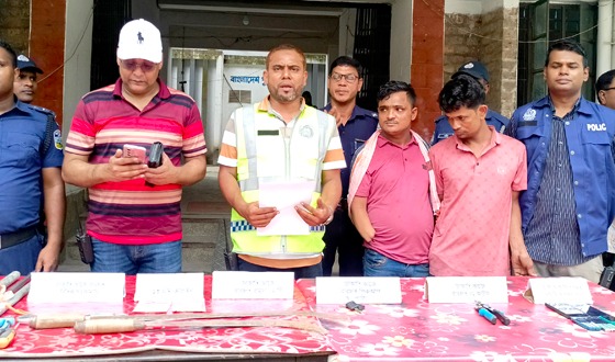 ত্রিশালে  ২২ মামলার আসামীসহ গ্রেফতার ২