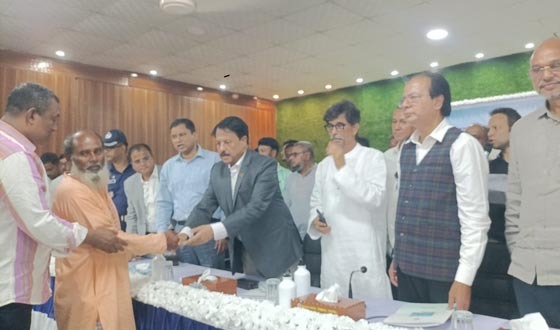 সুনামগঞ্জে ক্ষতিগ্রস্ত কৃষকদের সহায়তা কার্যক্রম উদ্বোধন