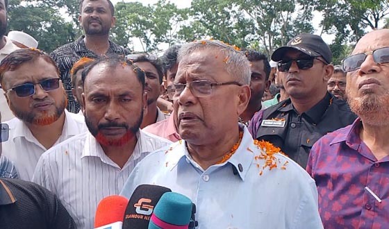 দৌলতখানে স্বাস্থ্য সেবায় হাফিজ ইব্রাহিম এমপির ফ্রি হেলথক্যাম্প