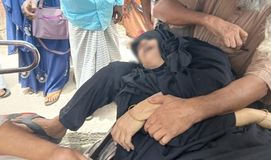 রংপুরে হাজিরা দিতে এসে স্বামীর কোলে স্ত্রীর মৃত্যু