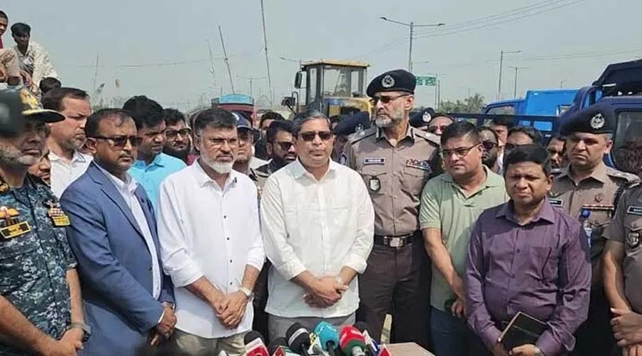 গরুর হাটে চাঁদাবাজি হবে না, কড়া বার্তা প্রতিমন্ত্রীর