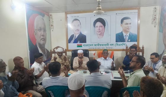সমাজকল্যাণমন্ত্রীর মায়ের রুহের মাগফেরাত কামনায় দোয়া