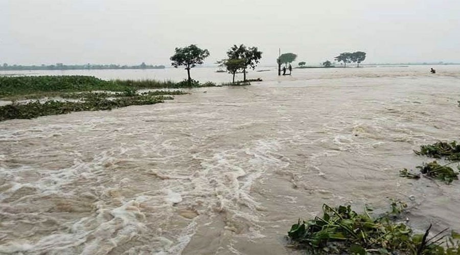 ৭টি নদীর আটটি পয়েন্টের পানি এখনও বিপৎসীমার উপরে