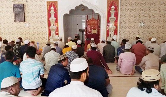 ফুলবাড়ীতে জুম্মায় ভারতের মুসলমানদের উপর হামলা, ভাংচুরের প্রতিবাদ