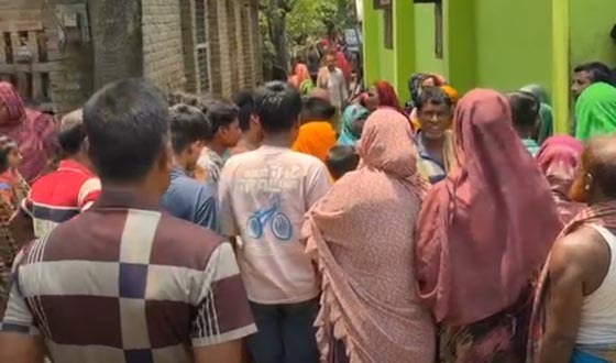 গাংনীতে অবৈধযানে কেড়ে নিল শিক্ষার্থীর প্রাণ