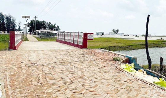 কলাপাড়ার গঙ্গামতি সৈকতে যাওয়ার ৫০ বছরের ভোগান্তি লাঘব