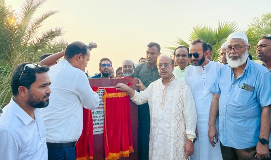 রাণীনগরে একাধিক রাস্তার এইচবিবি করণের উদ্বোধন
