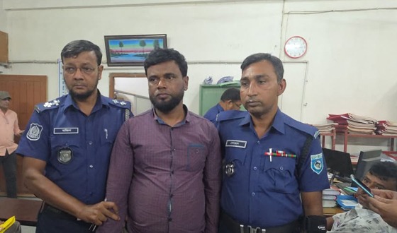 গাইবান্ধায় ঘুষ দাবির সময় ভুয়া দুদক কর্মকর্তা আটক