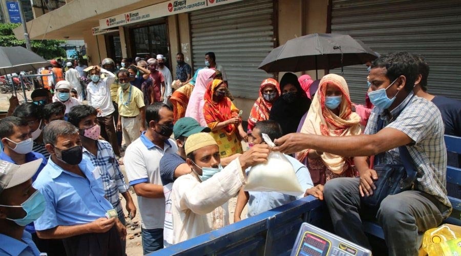 ঈদ সামনে রেখে টিসিবির ট্রাকসেল শুরু সোমবার, তেলের দাম বেড়েছে