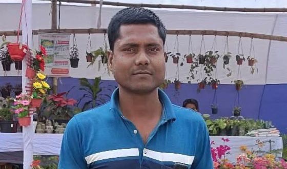 পুকুরে আগাছা পরিষ্কার করতে গিয়ে সিএনজি চালকের মৃত্যু