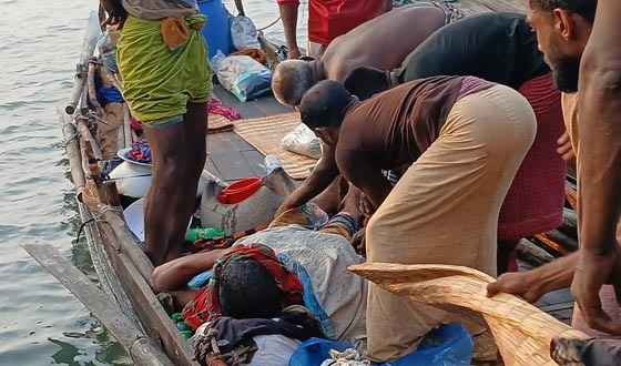 সুন্দরবনে বাঘের আক্রমণে মৌয়াল আহত