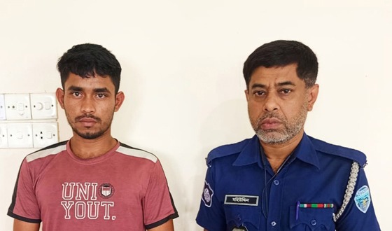 হোমনায় ইয়াবাসহ যুবক আটক