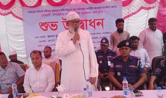 দেবহাটায় খাল কাটার উদ্বোধন করলেন এমপি আব্দুল খালেক