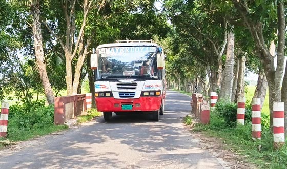তানোর রাস্তা প্রশস্ত হলেও প্রশস্ত হয়নি সরু কালভার্ট