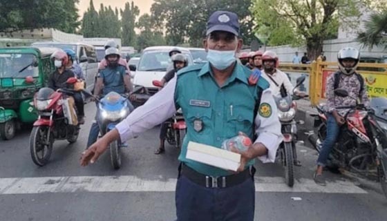পরীক্ষায় উত্তীর্ণ হলেও পদোন্নতি নেই, হতাশ ট্রাফিক পুলিশের সদস্যরা