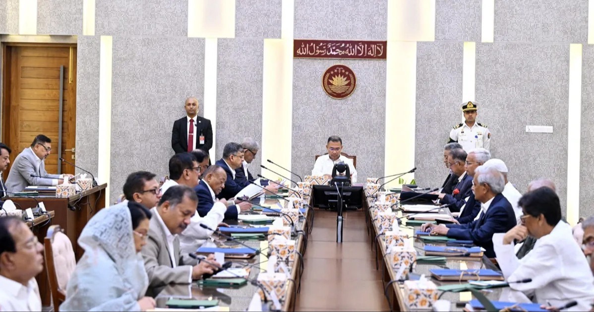 ঢাকার ট্রাফিক ব্যবস্থাপনা আধুনিকায়নে প্রধানমন্ত্রীর বৈঠক