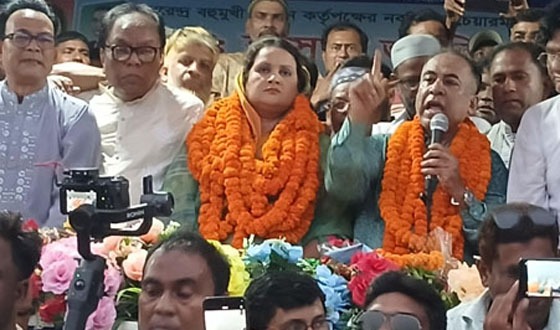 চাটমোহরে বিএমডিএ চেয়ারম্যানকে সংবর্ধনা