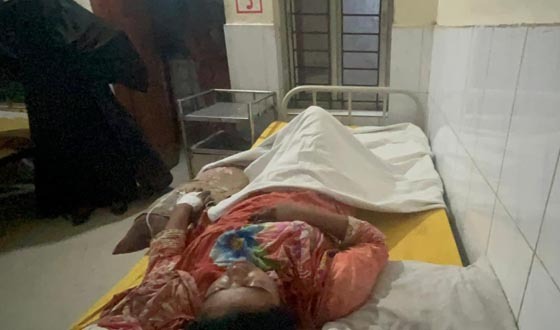 তুচ্ছ ঘটনা কে কেন্দ্র করে সংঘবদ্ধ হামলা, আহত ৩