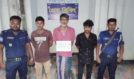 শৈলকুপায় মাদক সহ আটক ৬