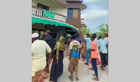 সুন্দরবনে কাঁকড়া আহরনের সময় বনবিভাগের টহল টিমের গুলিতে নিহত ১