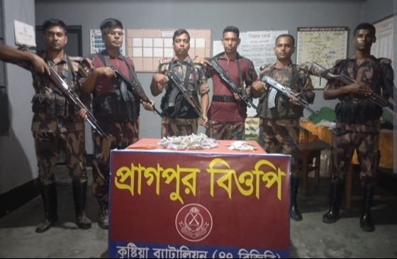 দৌলতপুর ২১ লক্ষাধিক টাকা মূল্যের ভারতীয় অবৈধ মালামাল উদ্ধার