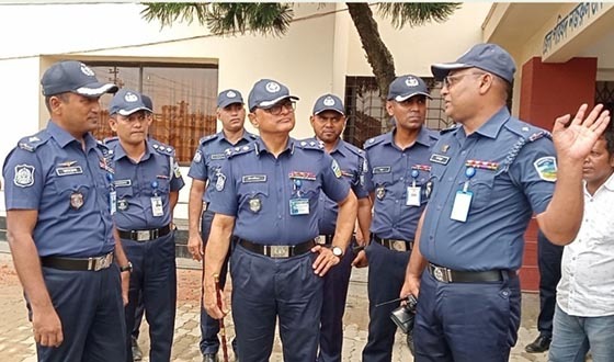 প্রধানমন্ত্রীর আগমনে মাঠ ও মঞ্চ পরিদর্শন করলেন ডিআইজি